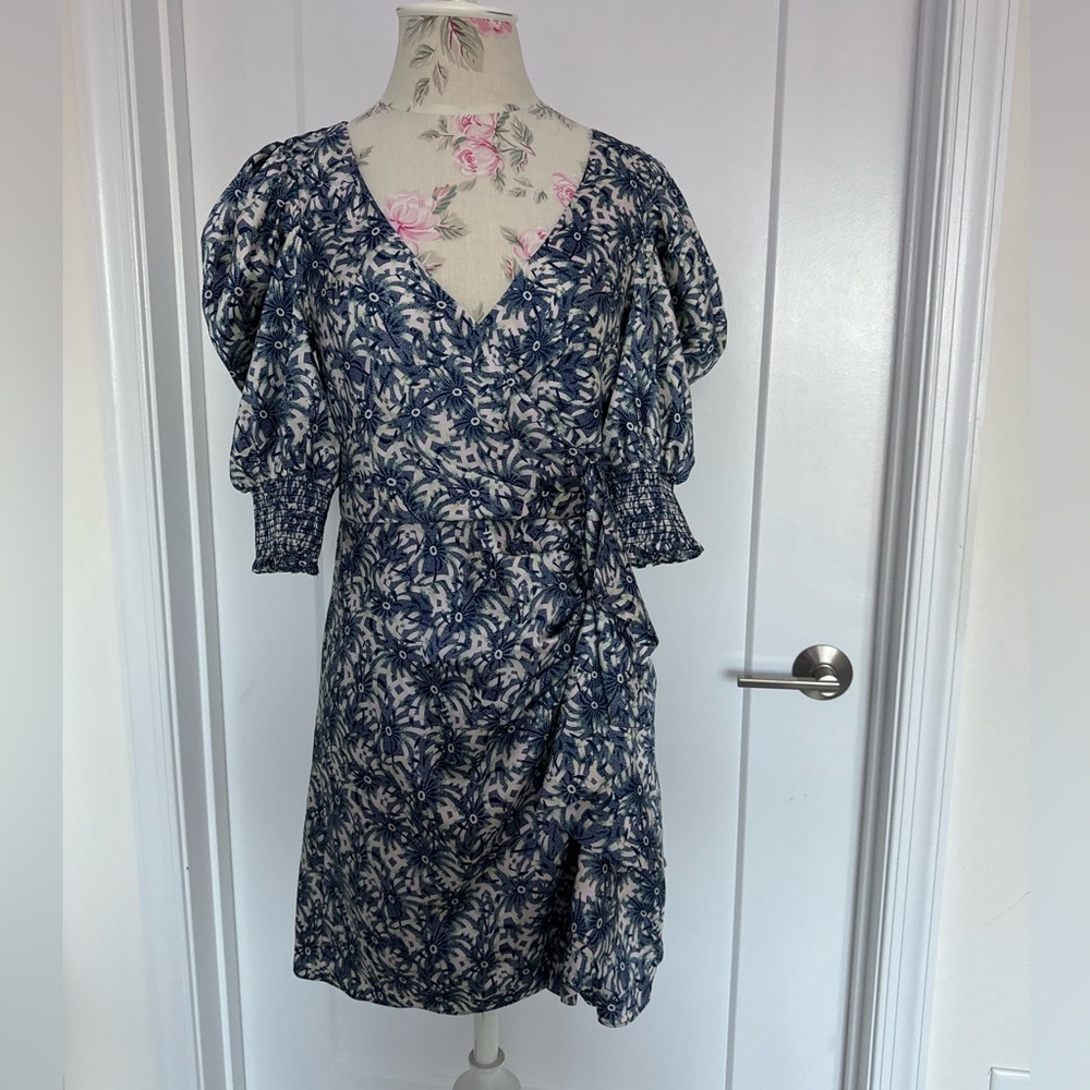 cinq a sept Blue Floral Puff-Sleeve Midi Dress - Picture 6 of 16